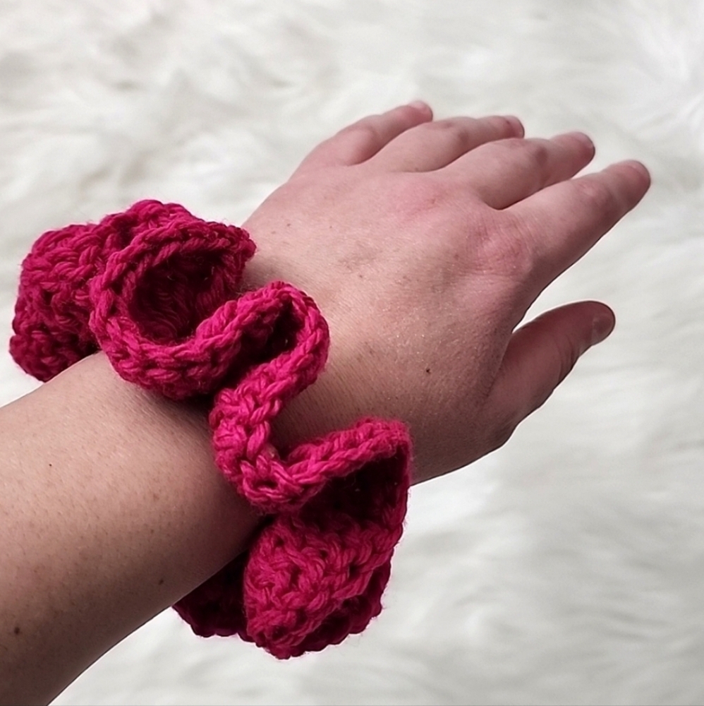 Handmade Textured Crocheted Scrunchies Ponytail Holder Hair Tie Set Of 4 - New - Picture 10 of 11